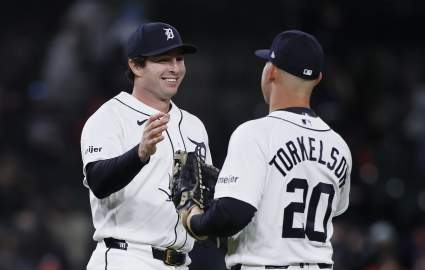 Los Tigers despiden a su entrenador tras enviar un mensaje de texto inapropiado a un miembro del personal.