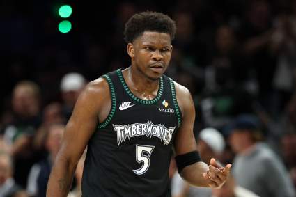 Anthony Edwards critica a los Timberwolves tras la expulsión de Wemby en el cuarto partido.