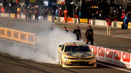Connor Zilisch supera a Jesse Love en un emocionante duelo por la victoria en la NASCAR O'Reilly en Watkins Glen.