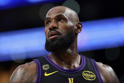 Los Lakers reciben un brutal mensaje de LeBron James tras ser barridos en los playoffs.