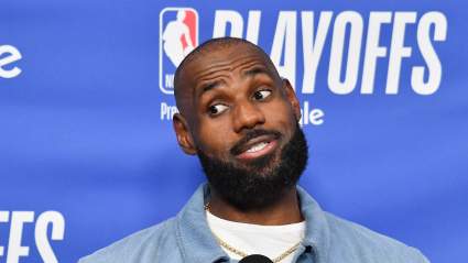 LeBron James de los Lakers recibe la exhortación de abandonar Los Ángeles para su último acto.