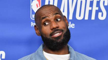 Un equipo considerado "caballero oscuro" emerge como posible destino para LeBron James.