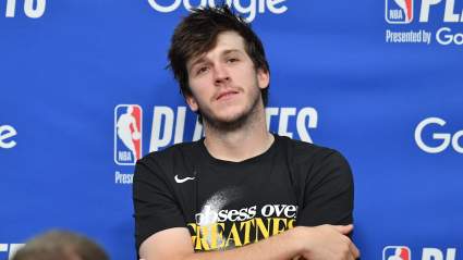 Austin Reaves habla con franqueza sobre su futuro con los Lakers tras la derrota ante los Thunder.