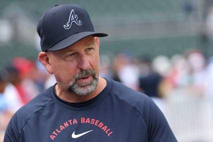 Los Bravos de Atlanta dan de baja a un lanzador de la MLB con un contrato de 13 millones de dólares que atraviesa dificultades, como parte de varios movimientos en su plantilla.