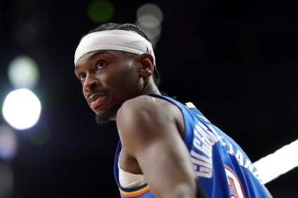 La SGA recibe un fuerte mensaje de Magic Johnson en medio del partido Thunder-Spurs.