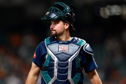 Los Seattle Mariners colocan a Cal Raleigh en la lista de lesionados por primera vez.