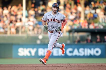 Los Giants modifican su alineación y nombran a un nuevo jardinero izquierdo titular contra los Diamondbacks.