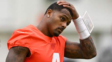 Deshaun Watson recibe críticas por comentarios que causaron revuelo.