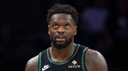 Timberwolves propone un intercambio: Julius Randle por el compañero ideal para la línea exterior de Ant Edwards.