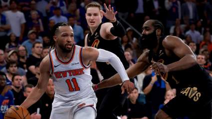 Los Knicks hacen historia en la franquicia con una remontada en el primer partido contra los Cavaliers.
