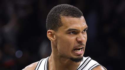 Victor Wembanyama, de los Spurs, recibe elogios de LeBron y Steph antes del séptimo partido.