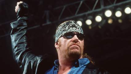 Una estrella de la WWE recuerda cómo Undertaker le impidió usar atuendos de lucha racistas.