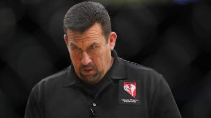 'Big' John McCarthy está de acuerdo con los jueces en que Sean Strickland ganó.