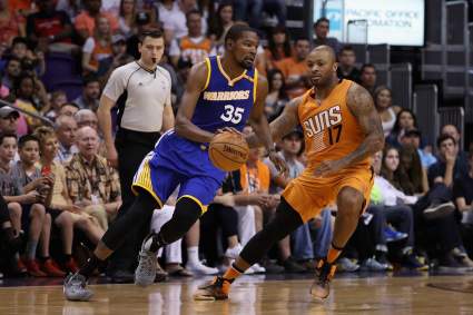 Los Phoenix Suns envían un merecido mensaje a un jugador favorito de la afición que se ha retirado.