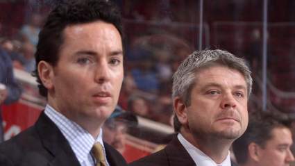 Los Leafs están interesados ​​en el ex entrenador de los Oilers.