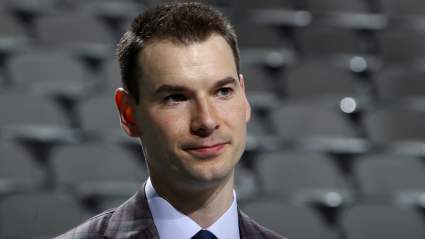 John Chayka emite su primer comunicado tras ser nombrado gerente general de los Maple Leafs.