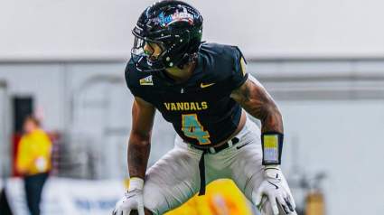 Los Eagles fichan a una estrella de la FCS de 1,90 m y 97 kg.