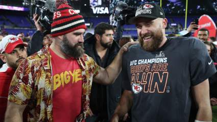 Jason Kelce anuncia novedades sobre su carrera antes de la boda de Travis Kelce y Taylor Swift.