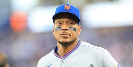 Los Mets reciben críticas por fichar a un jugador por 20 millones de dólares en medio de una temporada desastrosa.