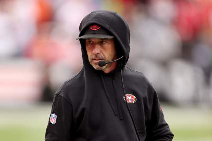 El entrenador en jefe de los 49ers, Kyle Shanahan, se enfrenta a la posible amenaza de ser despedido.