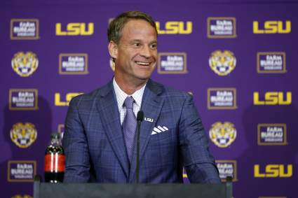 Los Tigres de LSU y Lane Kiffin, protagonistas de una sorprendente predicción del CFP.