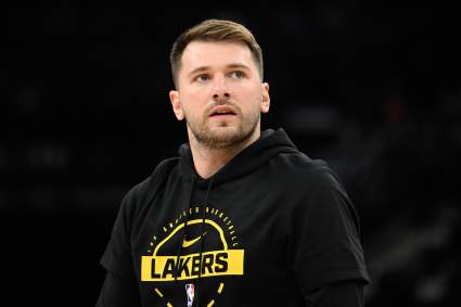 Los Lakers reciben una actualización sobre la grave lesión de Luka Doncic antes del primer partido contra OKC.