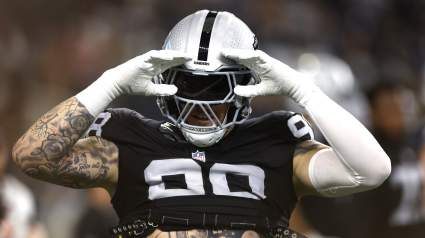 Maxx Crosby, de los Raiders, elogia efusivamente el fichaje de 25 millones de dólares de los Texans.