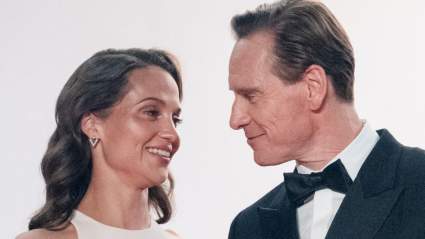 Michael Fassbender, de 49 años, y Alicia Vikander, de 37, se ven muy enamorados en la alfombra roja del Festival de Cine de Cannes.