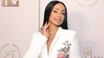 Mýa habla abiertamente sobre por qué se casó consigo misma y qué significa realmente.