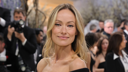 Olivia Wilde lució una "jaula en el trasero" en la Gala Met de 2026.