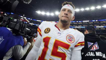 Un informante de la NFL advierte sobre el estado de la lesión de Patrick Mahomes antes de su regreso en la Semana 1.