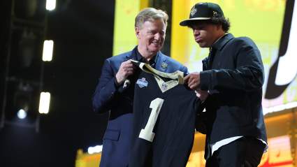 Los Saints firman a Jordyn Tyson con un contrato de 32,5 millones de dólares después del Draft de 2026.