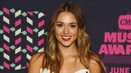 Sadie Robertson comparte valientemente el diagnóstico de su hija tras un terrible accidente.