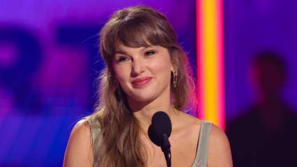 Taylor Swift sorprende a una superfan de 8 años con un regalo increíble tras un conmovedor video viral.