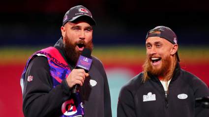 George Kittle responde a las críticas que recibió Travis Kelce por sus payasadas durante la pretemporada.
