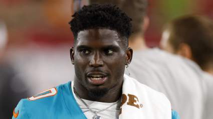 El exjugador estrella de los Chiefs, Tyreek Hill, es declarado apto para el partido contra el rival.