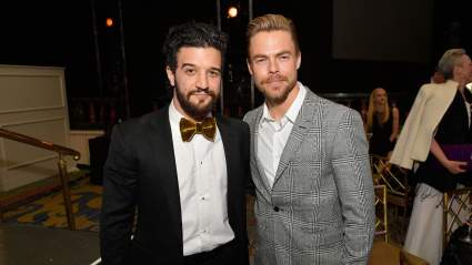 El juez de 'Dancing With the Stars', Derek Hough, escribe un dulce homenaje a Mark Ballas en honor a su importante logro.