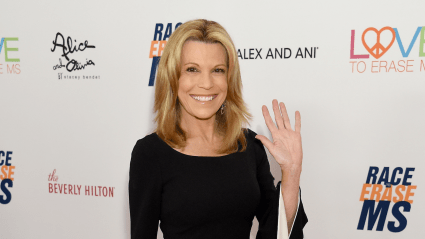 Los fans muestran su cariño a Vanna White tras enfrentarse a los trolls en internet.