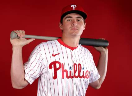 Los Phillies reciben noticias preocupantes sobre su mejor prospecto.