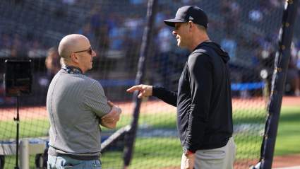 Los Yankees refuerzan su bullpen con un nuevo lanzador mientras las dudas sobre su cuerpo de lanzadores siguen creciendo.
