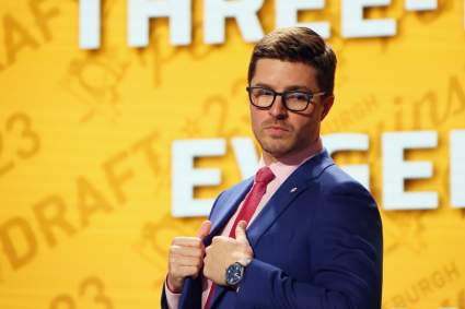 Kyle Dubas expone las carencias de los pingüinos.
