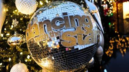 'Dancing With the Stars' confirma a su tercer concursante para la temporada 35: ¡los fans están enloqueciendo!