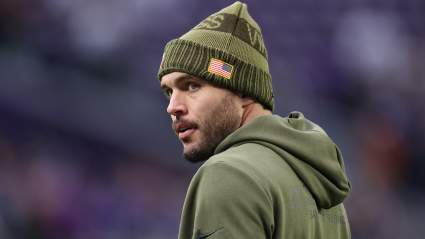 Harrison Smith, de los Vikings, recibe un importante mensaje de Jakobe Thomas.