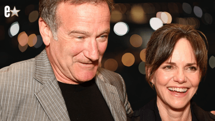 Sally Field comparte un recuerdo divertido y conmovedor de Robin Williams en el set de 'Mrs. Doubtfire'.