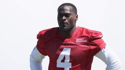 El novato de los Cardinals, Jeremiyah Love, fue visto probando una nueva posición en los entrenamientos de pretemporada.