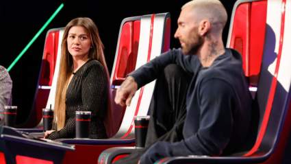 Todo sobre la estrella de la música country que se unirá a Adam Levine y Kelly Clarkson en 'The Voice' la próxima temporada.