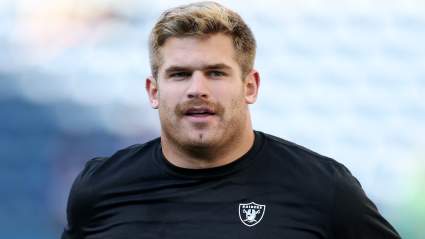 Los Raiders reciben un fuerte mensaje de los 49ers sobre Michael Mayer.
