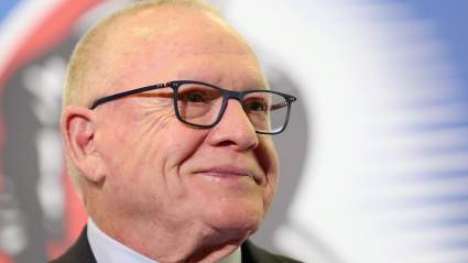 Según una fuente interna, dos de los candidatos a gerente general de los Vancouver Canucks han bajado.