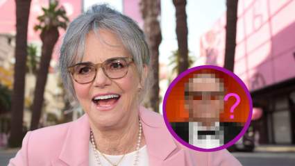 La ganadora del Oscar, Sally Field, le atribuye a un ícono de Hollywood el haber revivido su carrera cuando no conseguía trabajo.