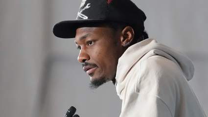 Los Raiders reciben una declaración clara sobre el agente libre Stefon Diggs.